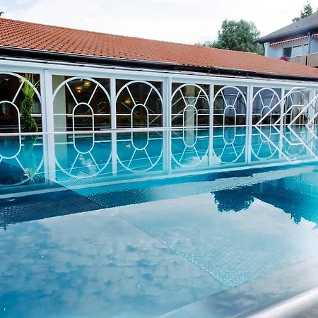 Apartmenthaus Gass Aparthotel 2*